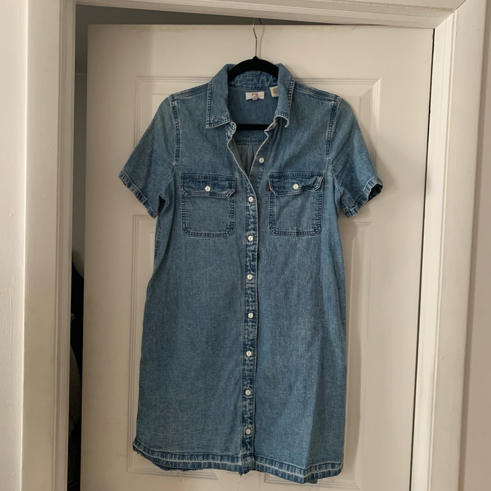 Levi’s Denim Shirt Dress, size 2